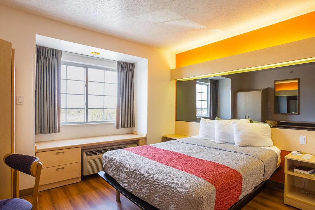 Photo of Bedroom in Bernalillo