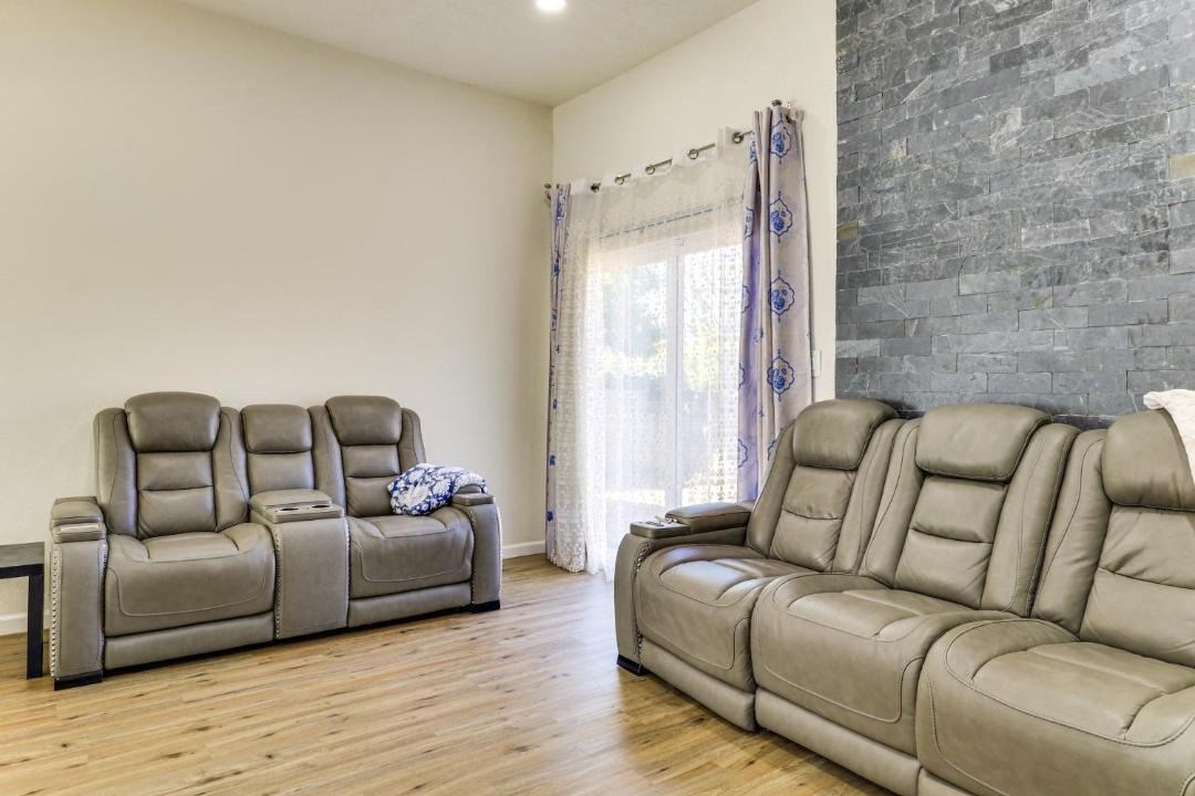 Photo of Livingroom in Northeast Heights