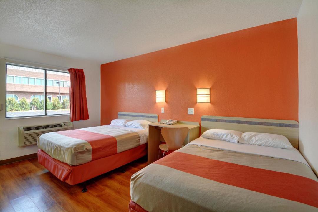 Photo of Bedroom in South Glastonbury