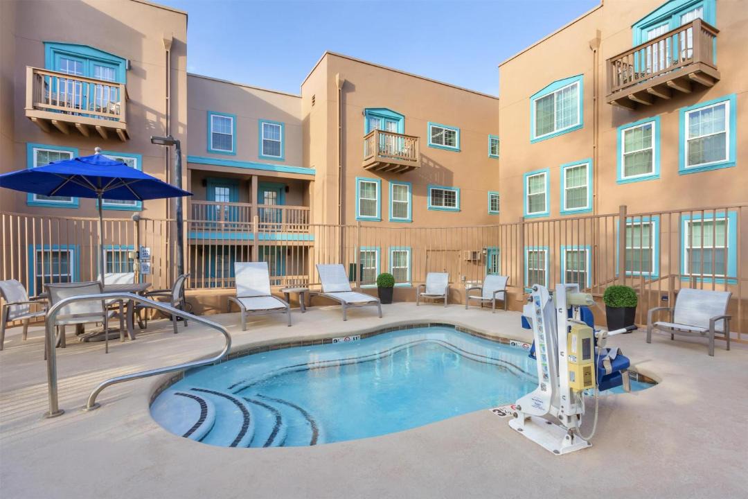 Photo of Patio Balcony in Northeast Santa Fe