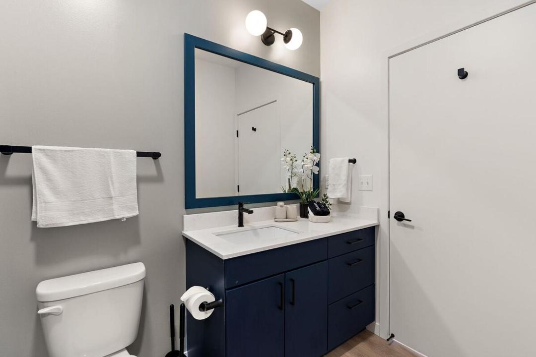 Photo of Bathroom in Downtown Minneapolis