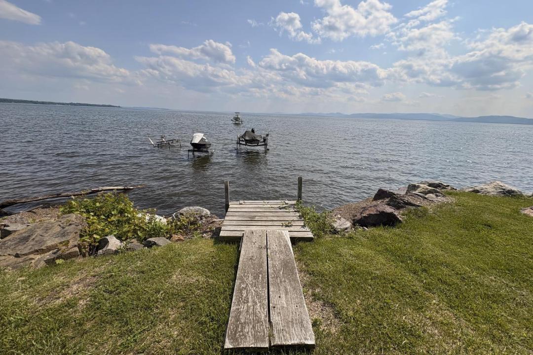 Photo of Others in Malletts Bay