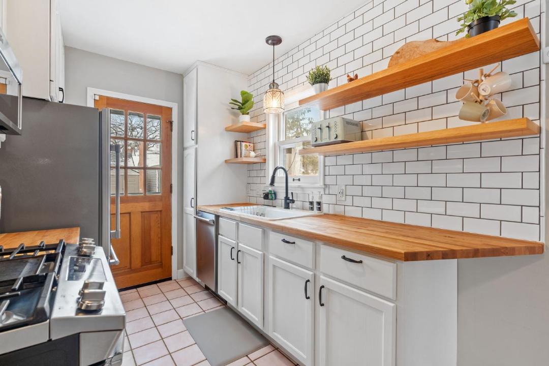 Photo of Kitchen in Diamond Lake