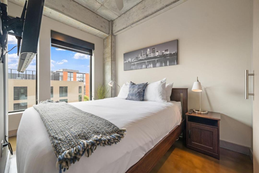 Photo of Bedroom in Warehouse District