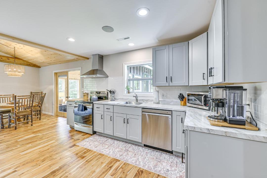 Photo of Kitchen in Schroon Lake