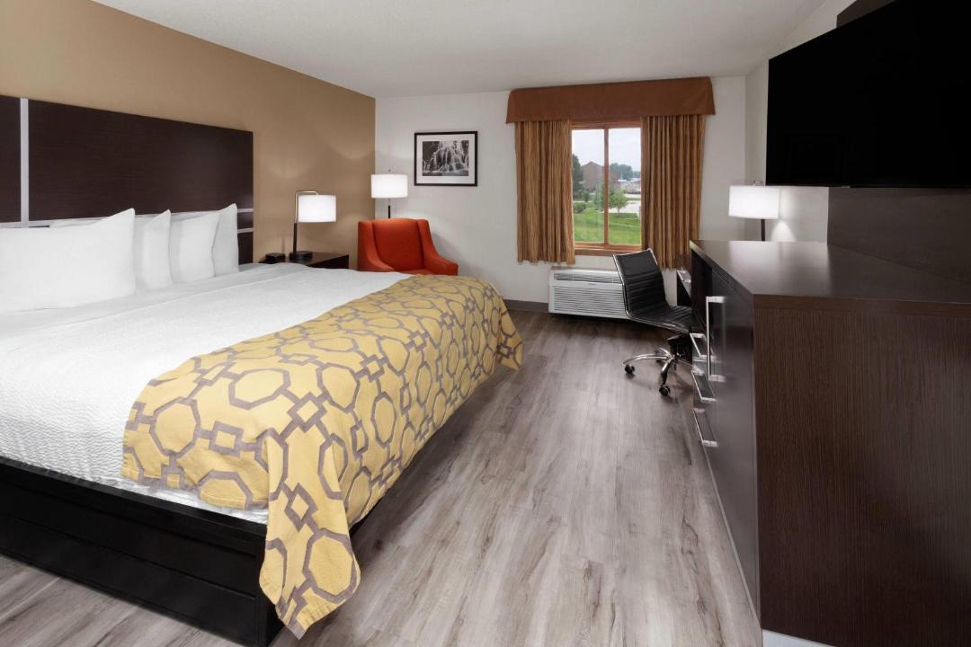 Photo of Bedroom in Ashwaubenon