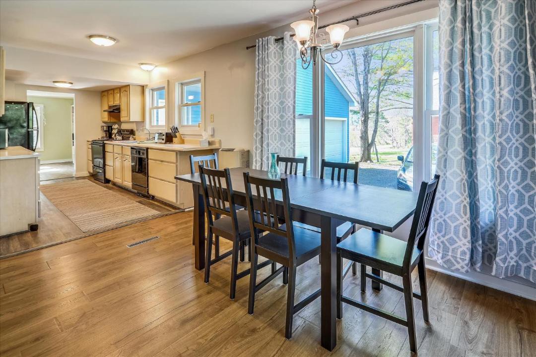 Photo of Kitchen in Stowe Area