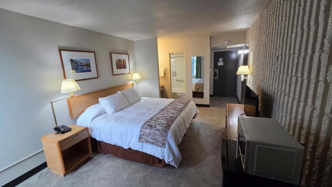 Photo of Bedroom in Osseo