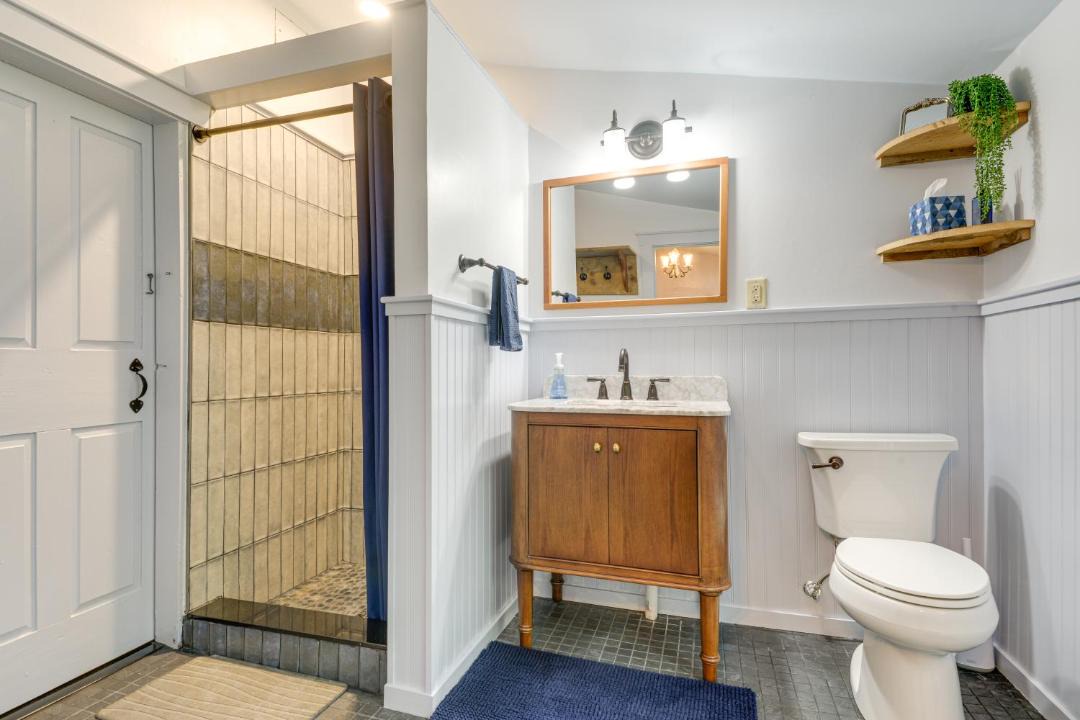 Photo of Bathroom in Royalston