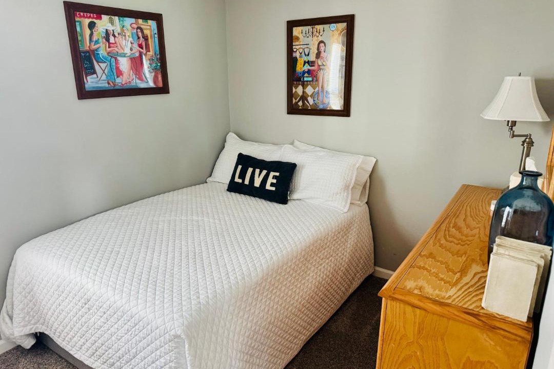 Photo of Bedroom in Novi