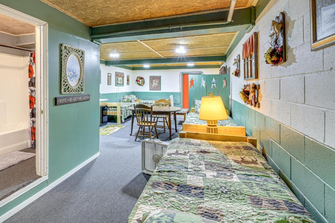Photo of Bedroom in Matewan