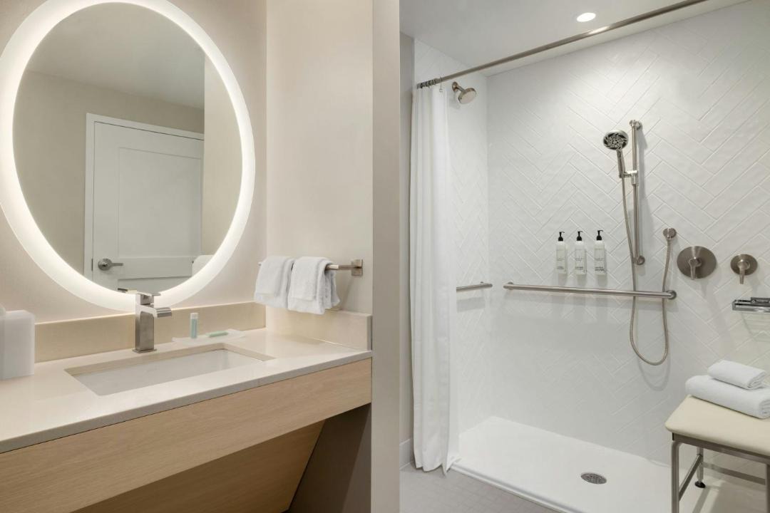 Photo of Bathroom in Williston North