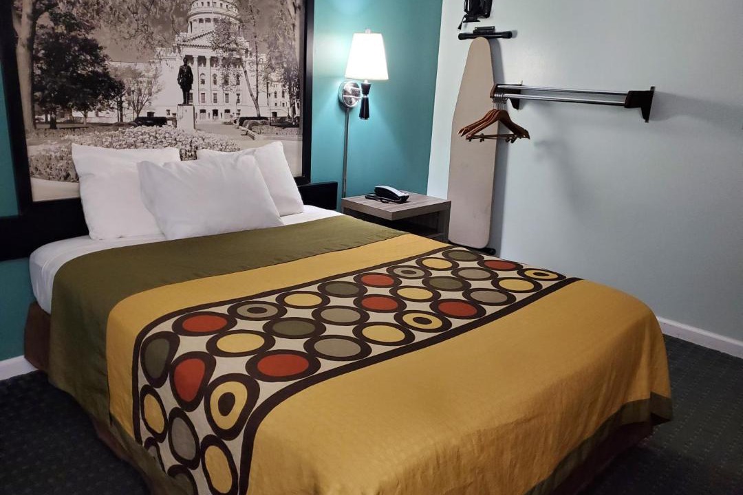 Photo of Bedroom in Hudson