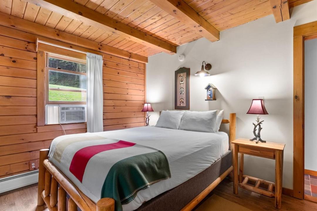 Photo of Bedroom in Jeffersonville