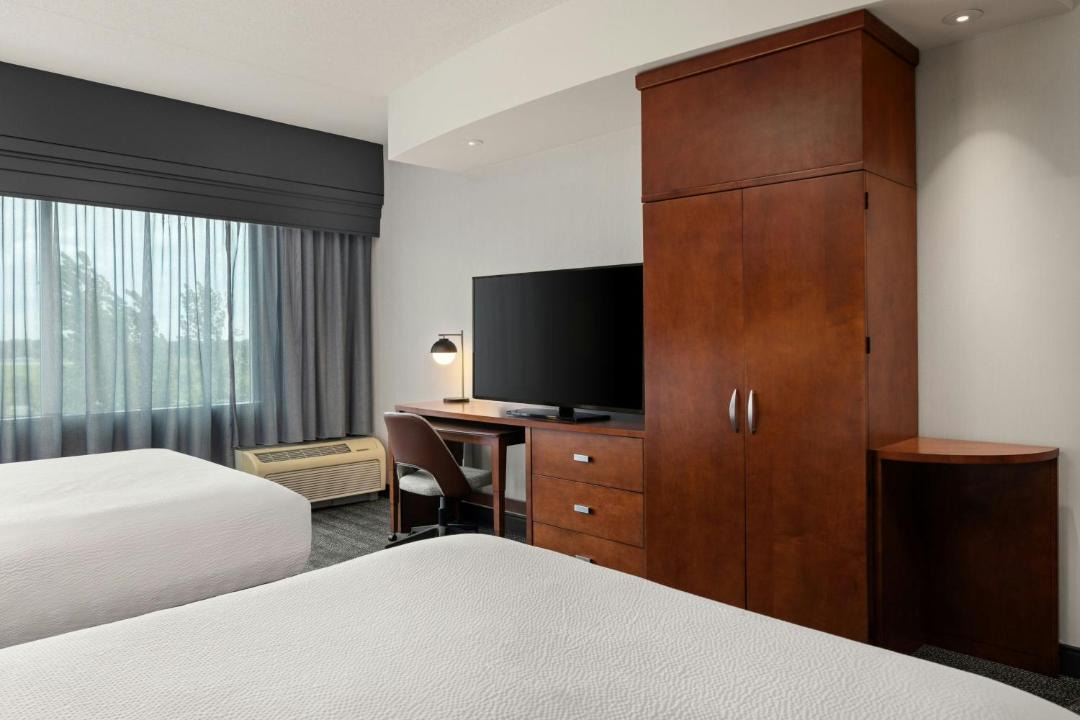 Photo of Bedroom in Maple Grove