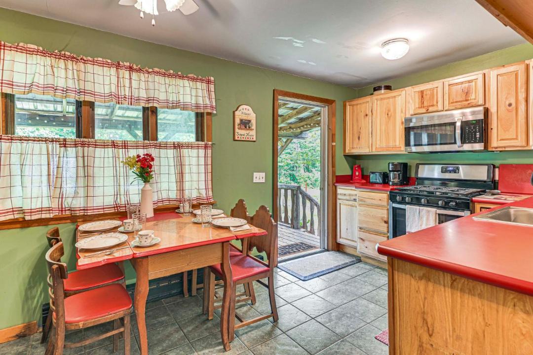 Photo of Kitchen in North Creek