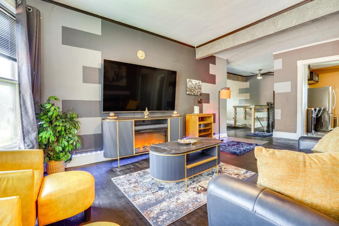 Photo of Livingroom in West Side