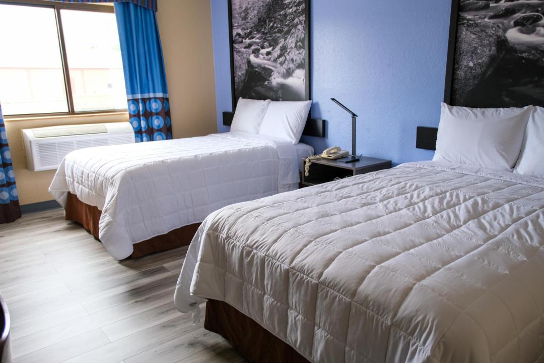 Photo of Bedroom in Gardner