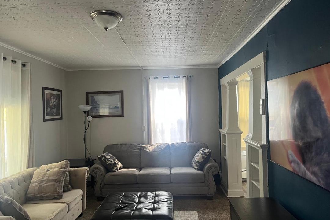 Photo of Livingroom in Highland