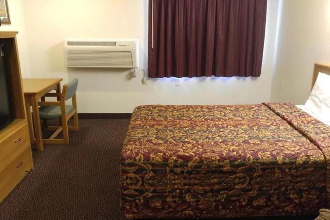 Photo of Bedroom in Le Center