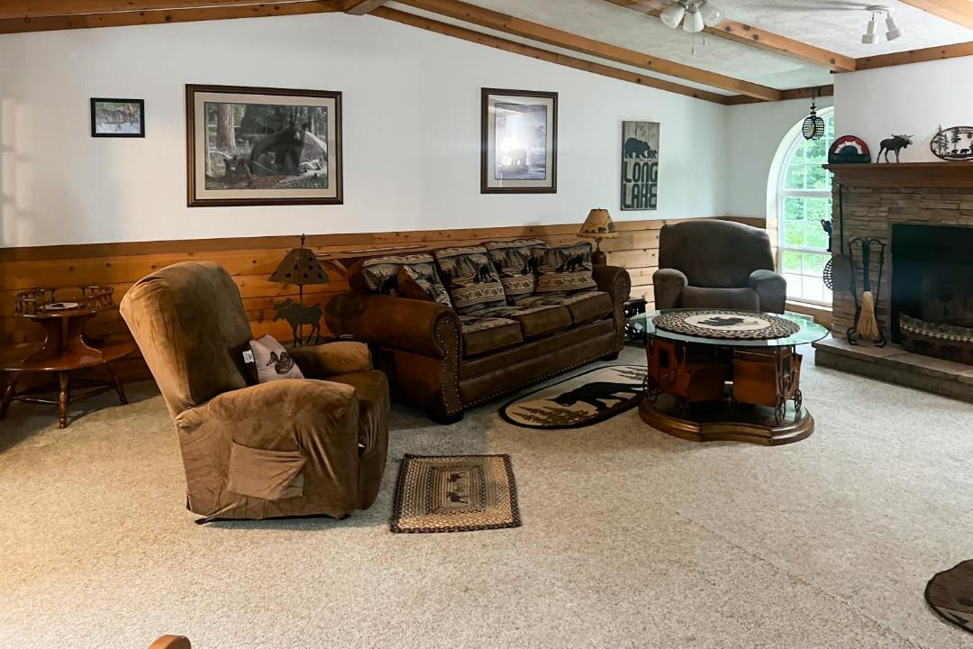 Photo of Livingroom in North Woodstock