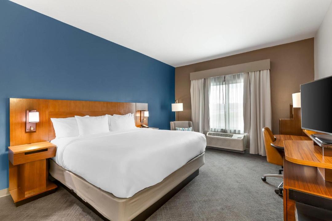 Photo of Bedroom in Akron