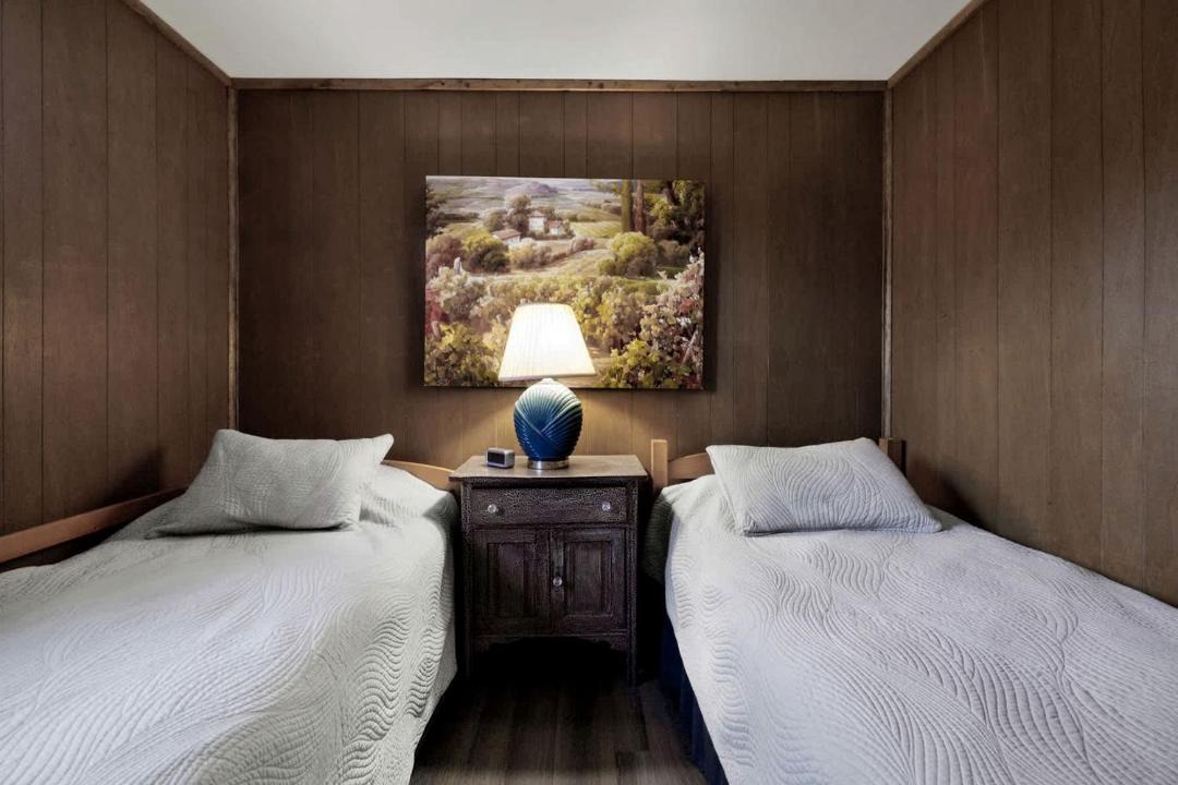 Photo of Bedroom in Points