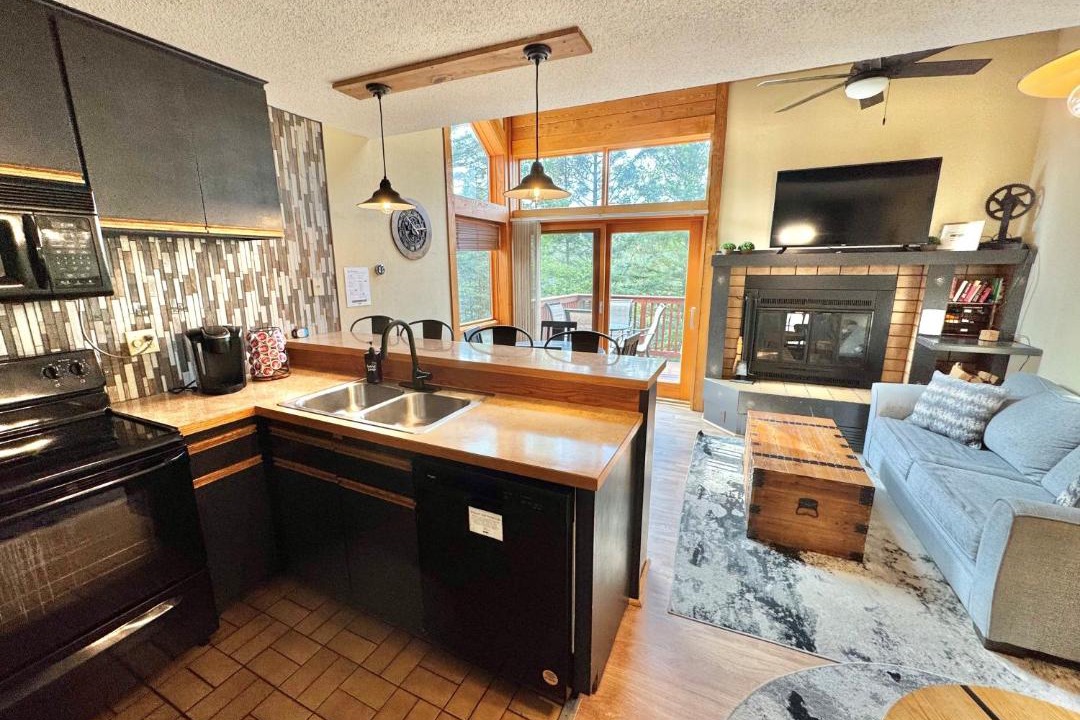 Photo of Kitchen in Lutsen