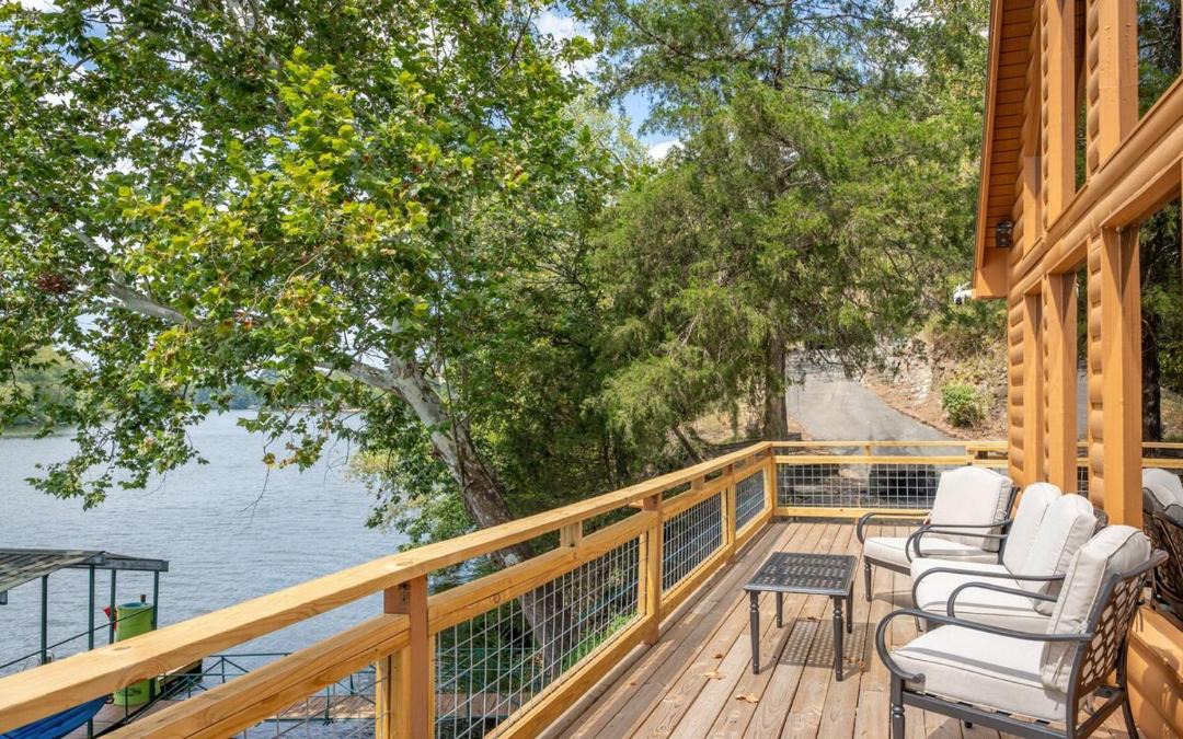 Photo of Patio Balcony in Jones Mills