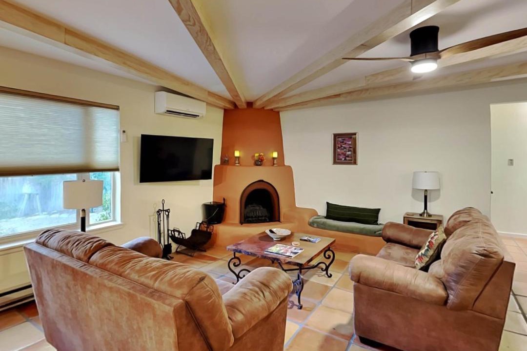 Photo of Livingroom in Santa Fe