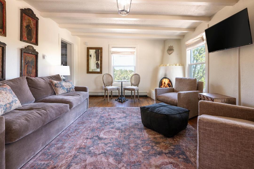 Photo of Livingroom in Tesuque