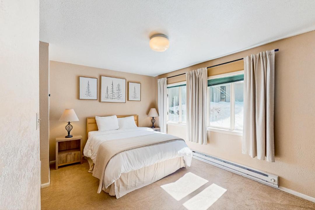 Photo of Bedroom in Taos Ski Valley