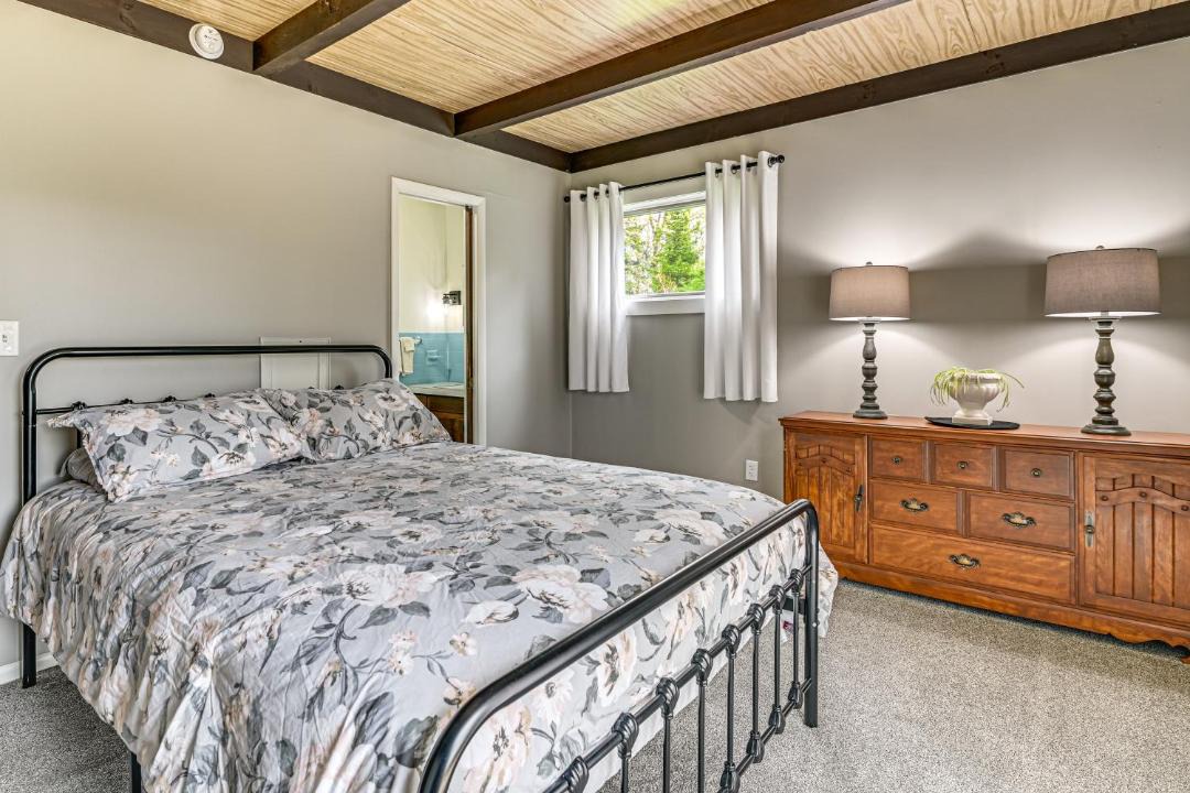 Photo of Bedroom in Essex County