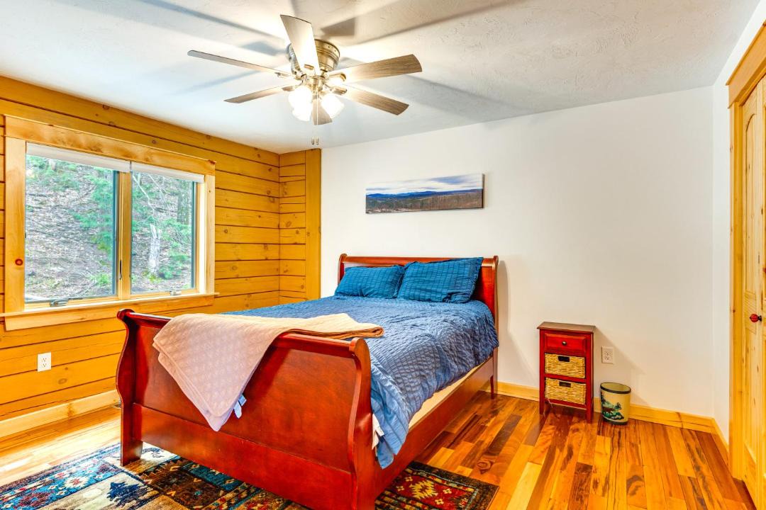 Photo of Bedroom in Conway