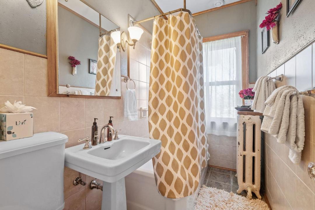 Photo of Bathroom in Kingfield
