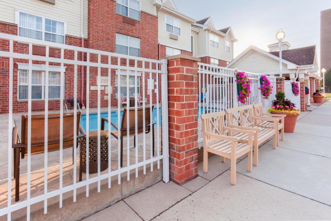 Photo of Patio Balcony in St. Louis Park