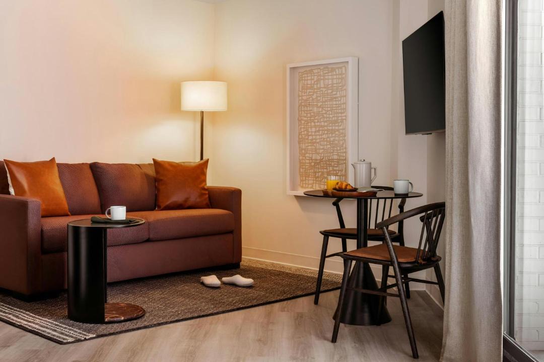 Photo of Livingroom in Downtown St. Paul