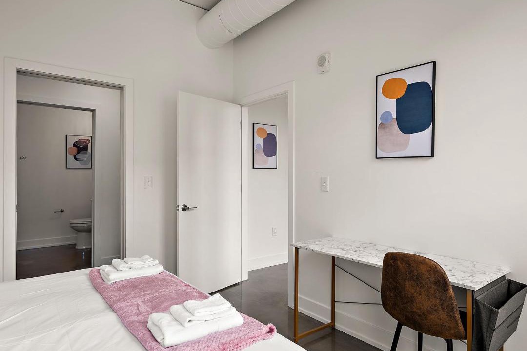 Photo of Bedroom in Warehouse District