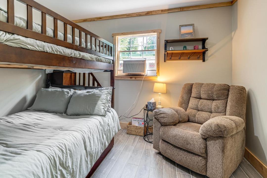 Photo of Bedroom in Glace
