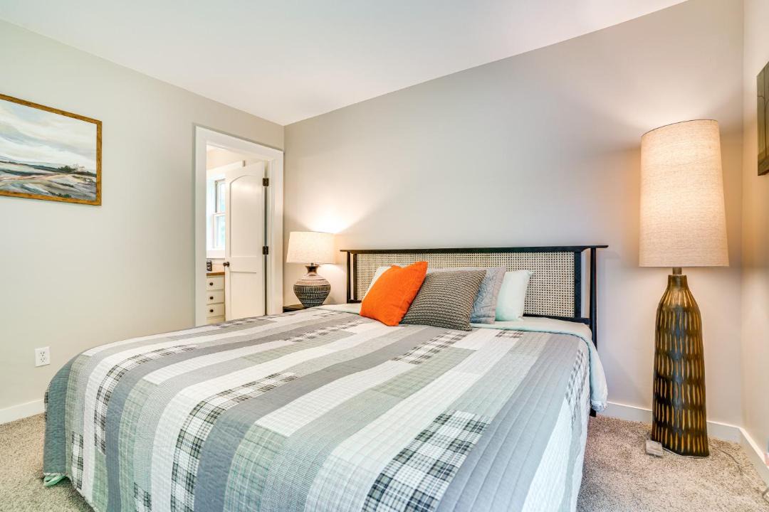 Photo of Bedroom in Taylors Falls