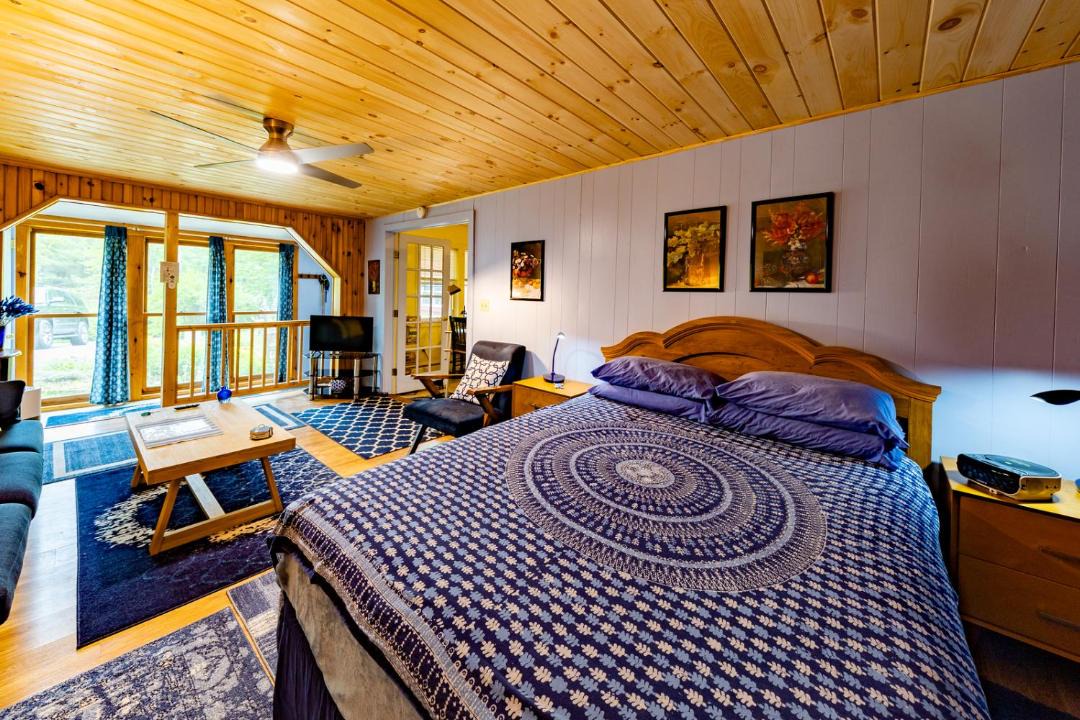Photo of Bedroom in Shelburne Falls