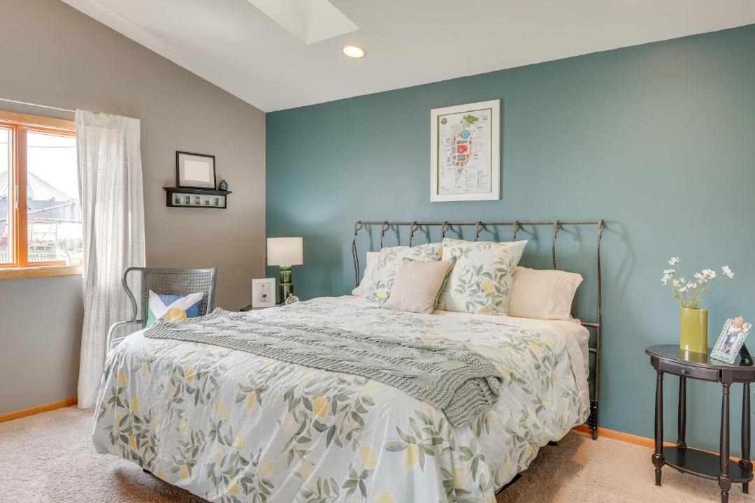Photo of Bedroom in Charles City
