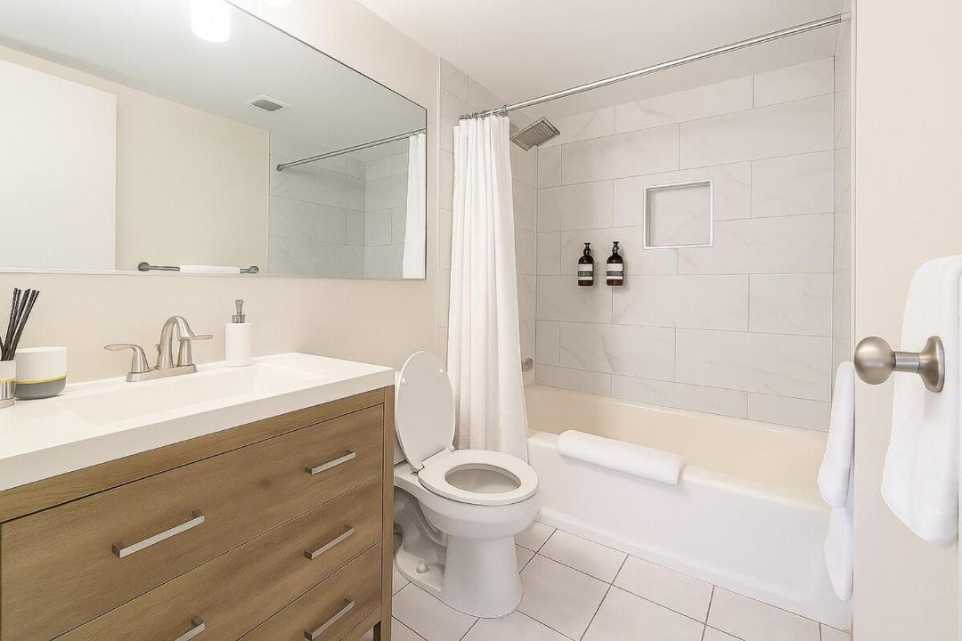 Photo of Bathroom in Downtown Hartford