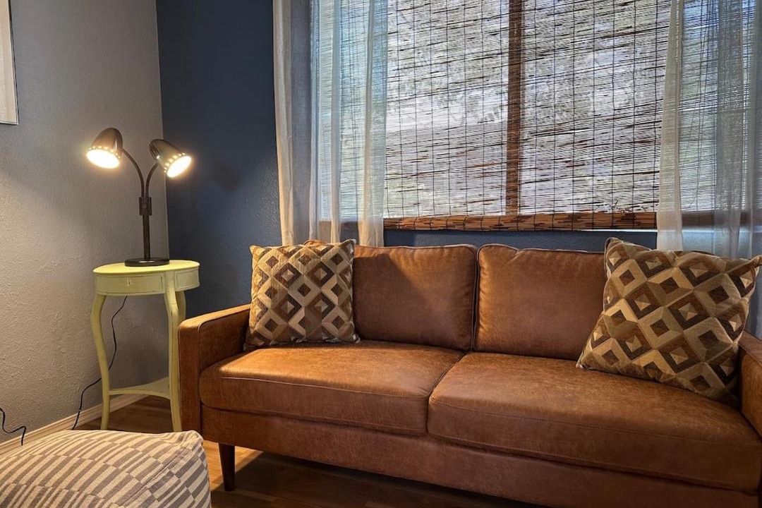 Photo of Livingroom in University Heights