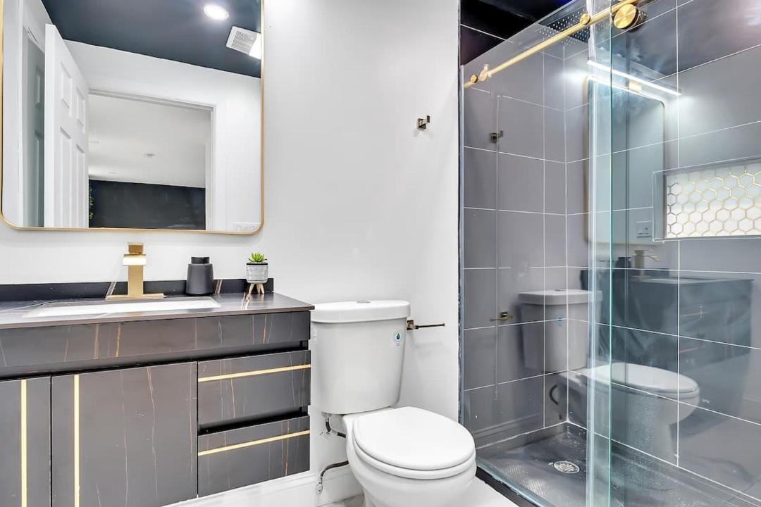 Photo of Bathroom in Seward Place