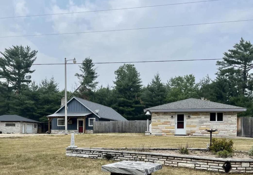 Photo of Buildings in Mauston