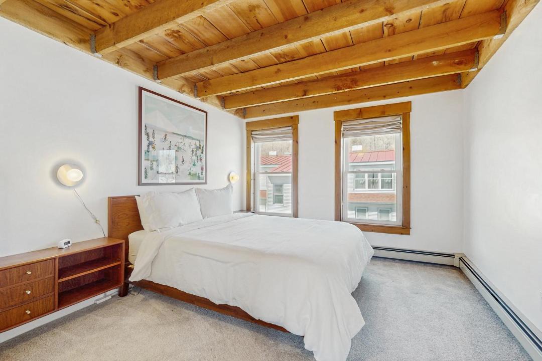 Photo of Bedroom in Proctorsville
