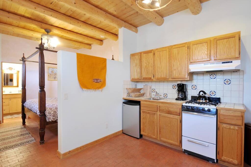Photo of Kitchen in Northeast Santa Fe