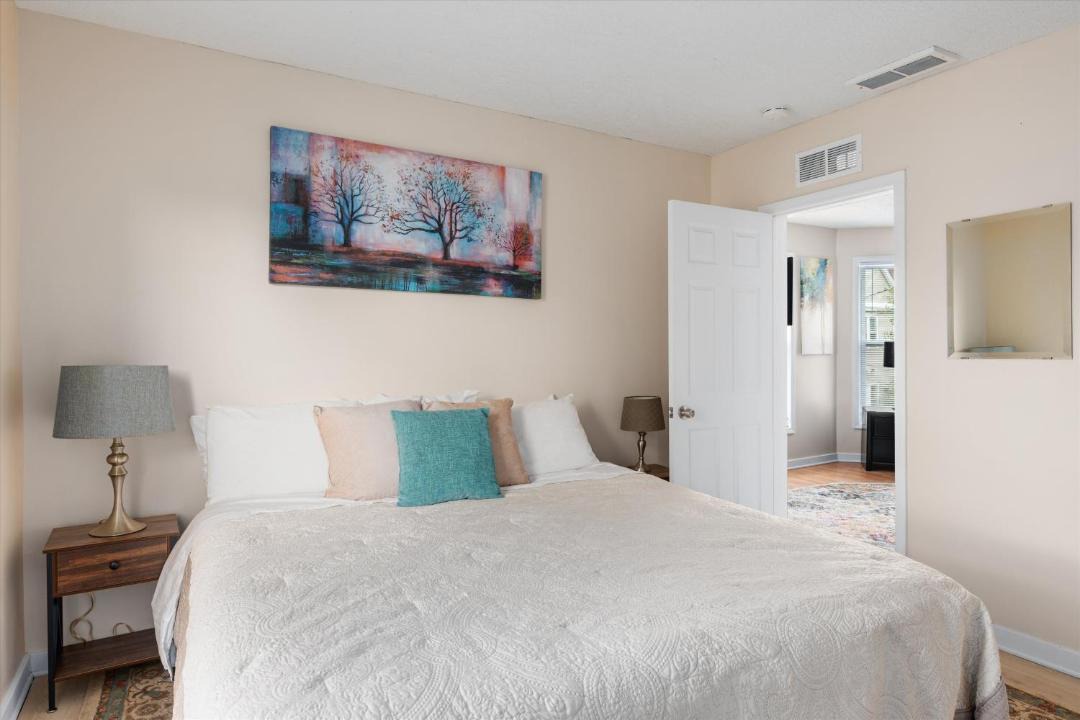 Photo of Bedroom in Corcoran