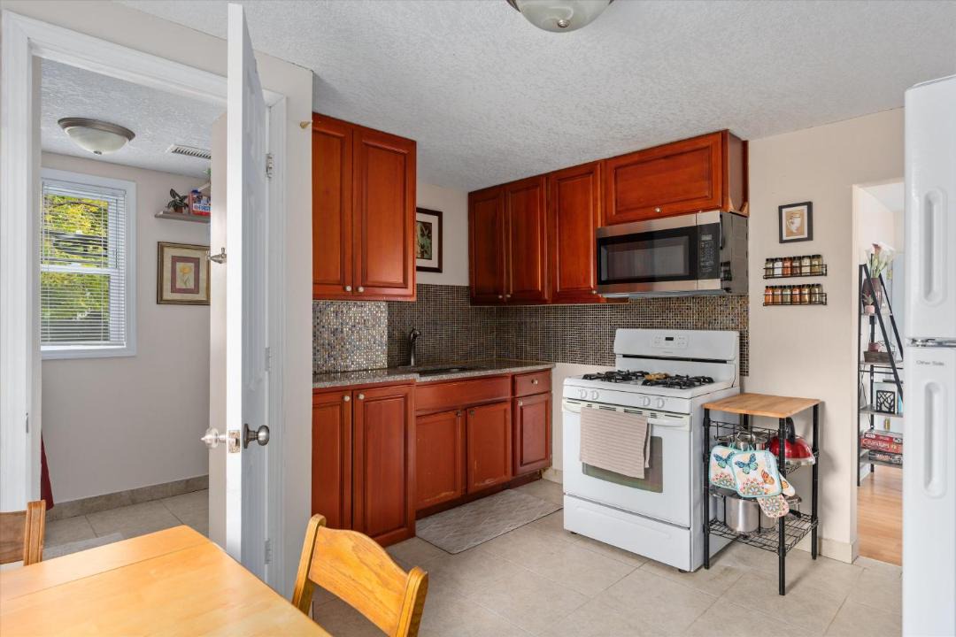 Photo of Kitchen in Corcoran